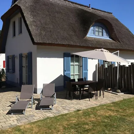 Thatched Roof Duenenblick * גלווה